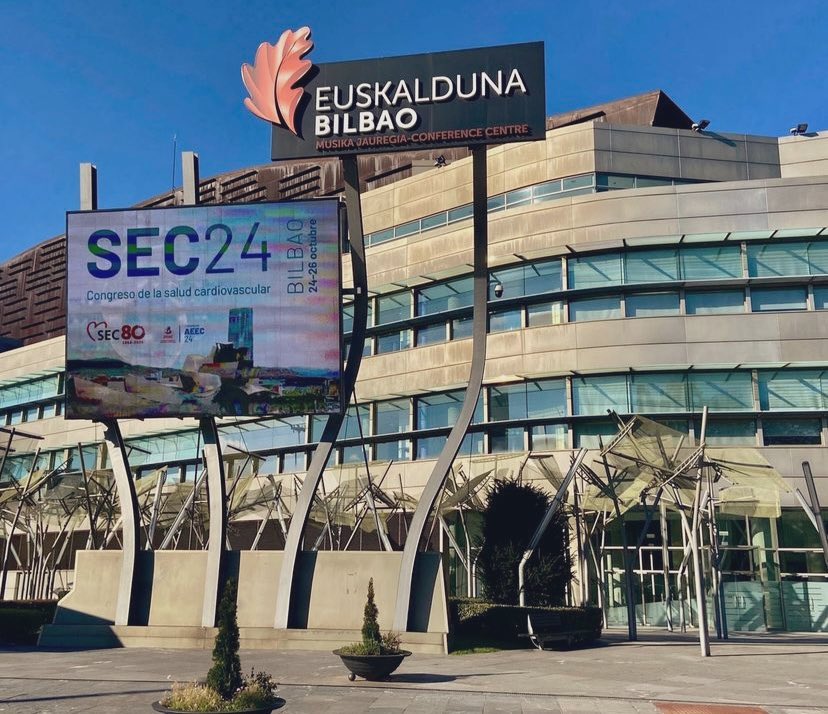 Olga Durán Bobin (@odbobin) on Twitter photo Termina #SEC24. Agradecer a la organización la invitación para participar en esta magnífica mesa con <a href="/AdolfoFontenla/">Adolfo Fontenla</a>
<a href="/tolosanaviu/">Jose Maria tolosana</a> <a href="/ifdezlozano/">IFLozano</a> <a href="/Raquel_Adelino/">Raquel Adeliño</a> y PabloRaposo. Nos vemos en #SEC25 ! Termina #SEC24. Agradecer a la organización la invitación para participar en esta magnífica mesa con <a href="/AdolfoFontenla/">Adolfo Fontenla</a>
<a href="/tolosanaviu/">Jose Maria tolosana</a> <a href="/ifdezlozano/">IFLozano</a> <a href="/Raquel_Adelino/">Raquel Adeliño</a> y PabloRaposo. Nos vemos en #SEC25 !