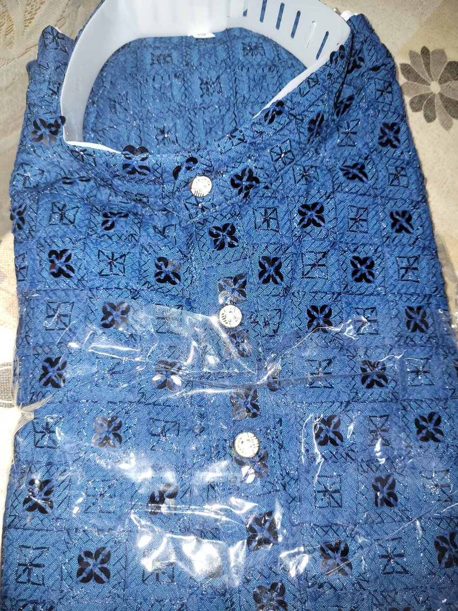 gt_saurabh's tweet image. I ordered this colour delivered this color or also you check the fabric quality in photo or in real actual what they deliver... And also now it charged 50₹ extra for returning this item when I ordered hey didn't mention this before..@Flipkart @flipkartsupport @jagograhakjago