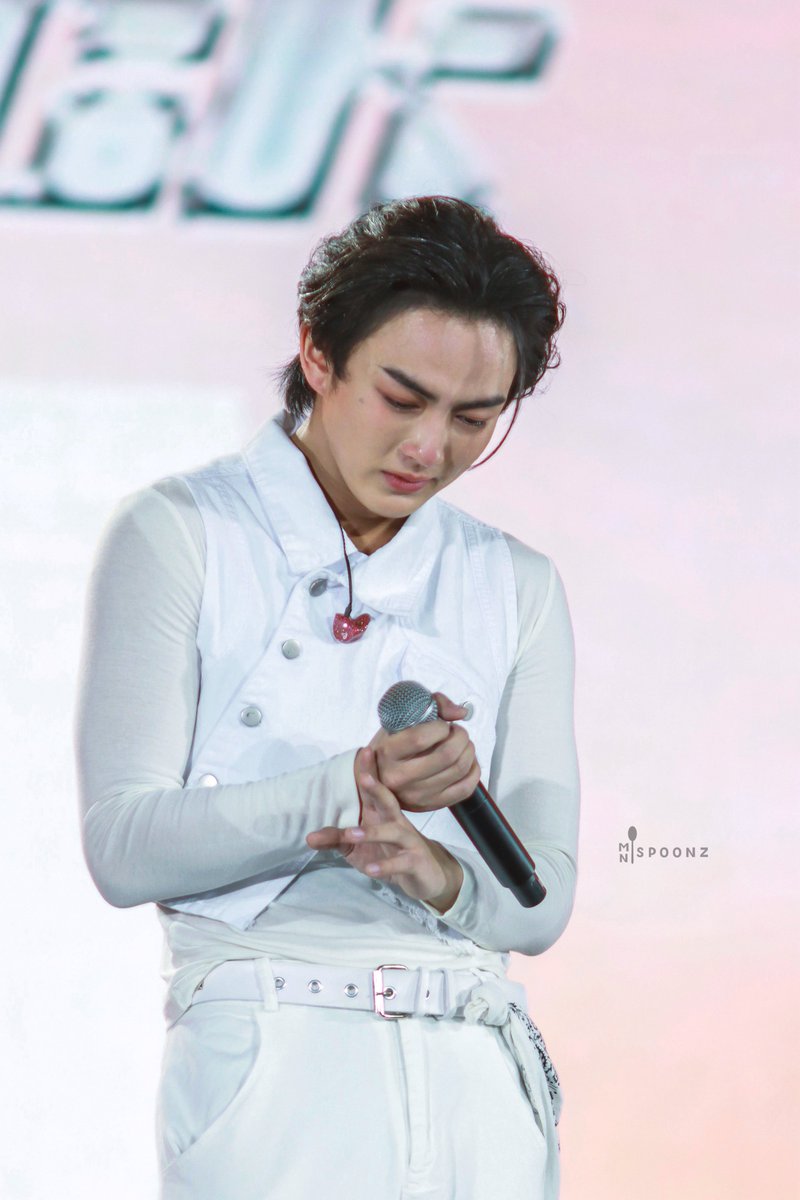 minispoonxx's tweet image. ˙✧˖°📷 ༘ ꒰ 27.10.24 ꒱ ⋆｡˚♡
ทุกคนน...นี่ไม่ไหววว

#HEARTchuthiwat
#BUS_KnockKnockKnock_Chiangmai
#BUS1stFANCON_KnockKnockKnock