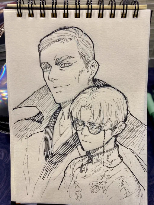 今日描かせていただいたスケブと色紙。いずれも中華エルリのリクでした。ありがとうございました!描くと言いながらメガネを忘れてきてしまって(描く時だけ👓してる)ちょっとアレで申し訳なく💦 
