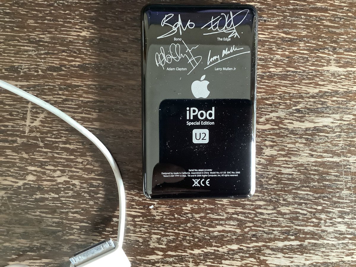 philippeu2's tweet image. #U2iPod20