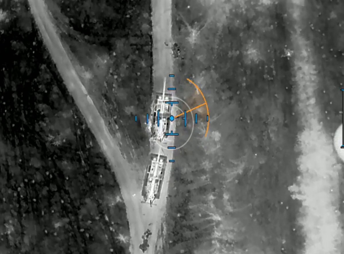WarArmor13's tweet photo. Destruction of two Russian 203mm 2S7(M) 'Pion'/'Malka' in the Donetsk oblast.
Source https://t.co/V3TNb2Nde2
@Rebel44CZ https://t.co/cLH9Wr4mCJ