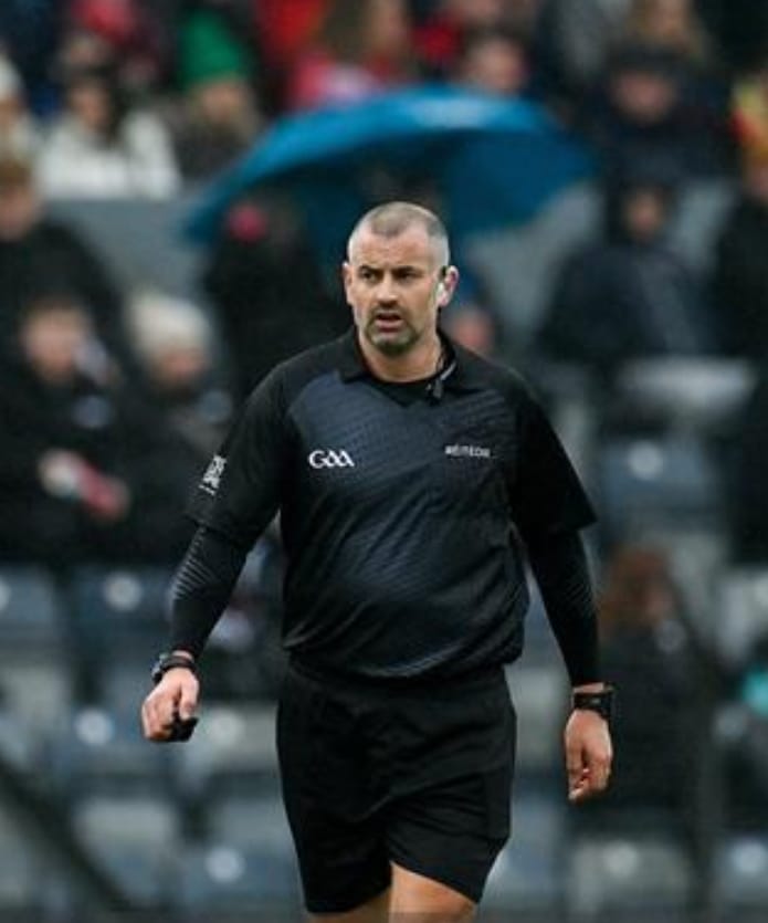 DoonGaaClub's tweet photo. Best wishes to Eamonn Stapleton who is refereeing the Premier Intermediate County Final today &amp; his umpires Mike O'Connell, Mike Ryan, Mike Coleman &amp; Brian Stapleton. https://t.co/y8qjjrMSiw
