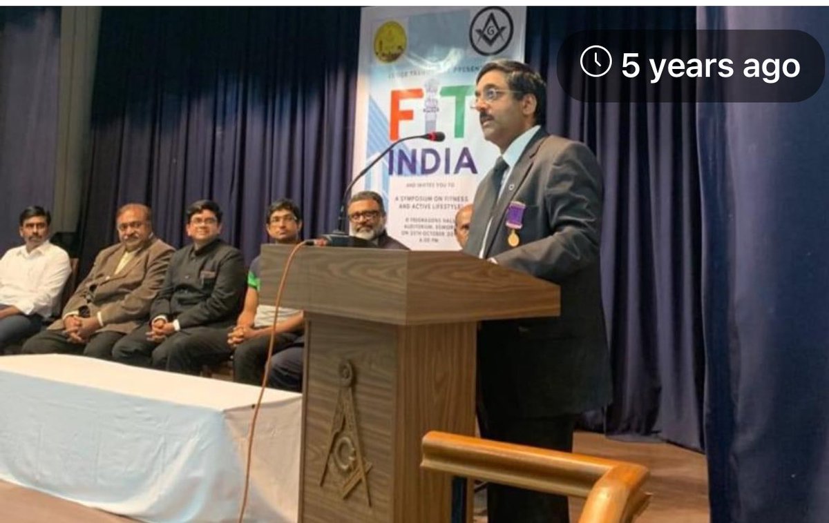 Dr Vijay Viswanathan (@vijayviswanatha) on Twitter photo Everyone needs to Eat less
Walk More to stay fit Everyone needs to Eat less
Walk More to stay fit