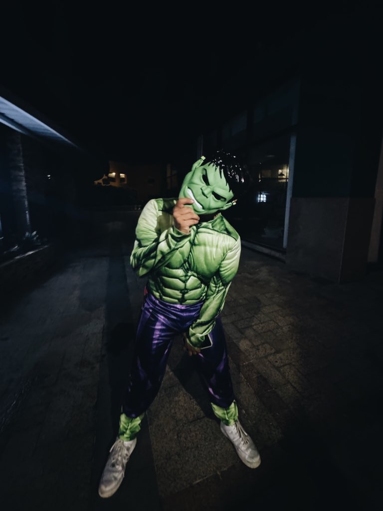 ethanromann's tweet photo. hulk smash! https://t.co/xgbW5Gnmvr
