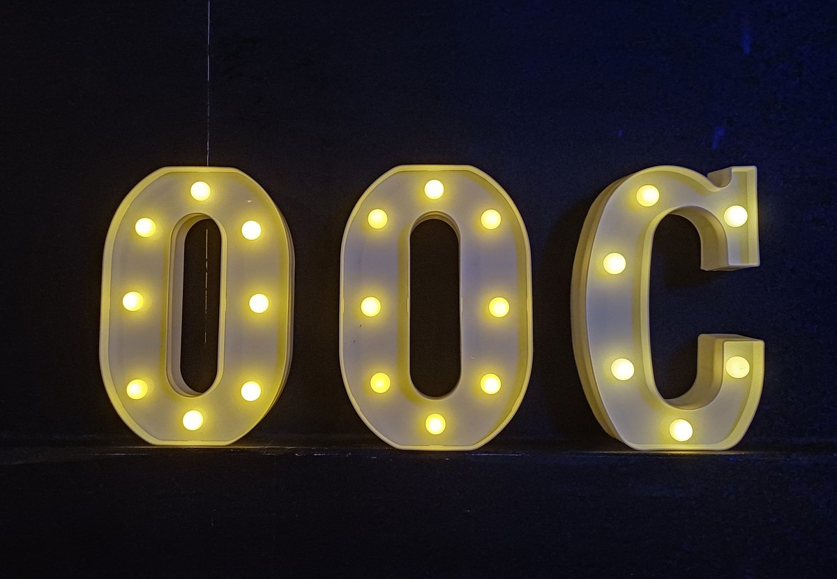 ItsDiptiXo's tweet image. TODAY FEELS SURREAL 🫠
like we really made it? still not able to process, just can say one thing @DarshanRavalDZ YOUR MUSIC IS MAGICAL 🫶🏼 had the most beautiful day ✨️🫂💙

#OutofControlParty