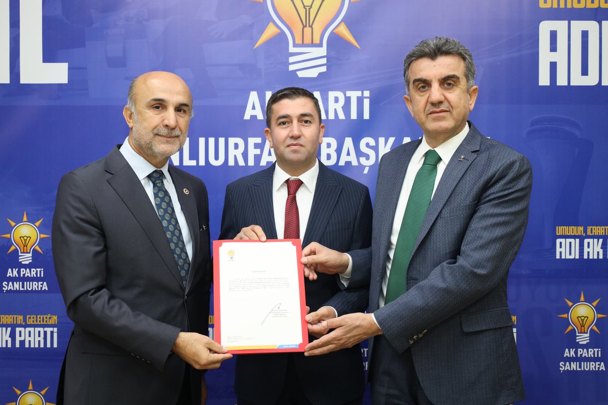 Bakır Parmaksız (@bakparmaks) on Twitter photo Ak Parti Suruç İlçe Başkanlığına Atanan, Gençliğin Ağabeyi ibrahim Uçar Başkan Hayırlı Olsun..🇹🇷
<a href="/ibrahimucar89/">İbrahim Uçar</a> Ak Parti Suruç İlçe Başkanlığına Atanan, Gençliğin Ağabeyi ibrahim Uçar Başkan Hayırlı Olsun..🇹🇷
<a href="/ibrahimucar89/">İbrahim Uçar</a>