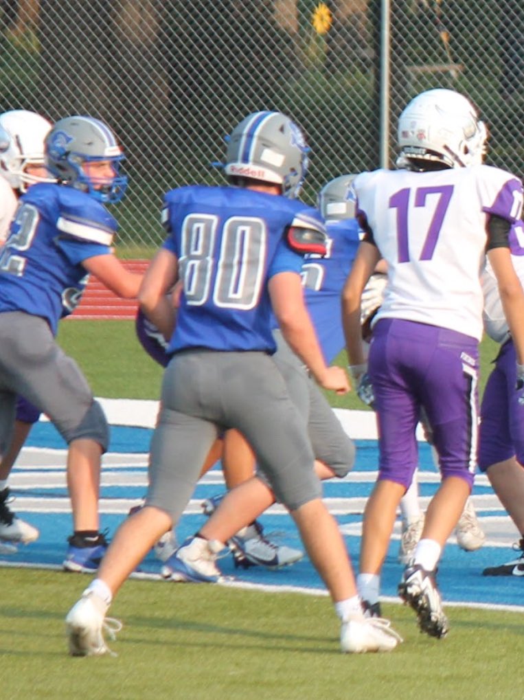 Happy #NationalTightEndsDay to all who celebrate, particularly our Varsity TEs Alec Thiel and Carter Jansen! 🥳🥳