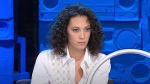 Tutti dovremmo scusarci con Todaro.

Raimondo scusaci se più.

RIDATECI TODARO IN CAMBIO DI DEBORAH

#amici24