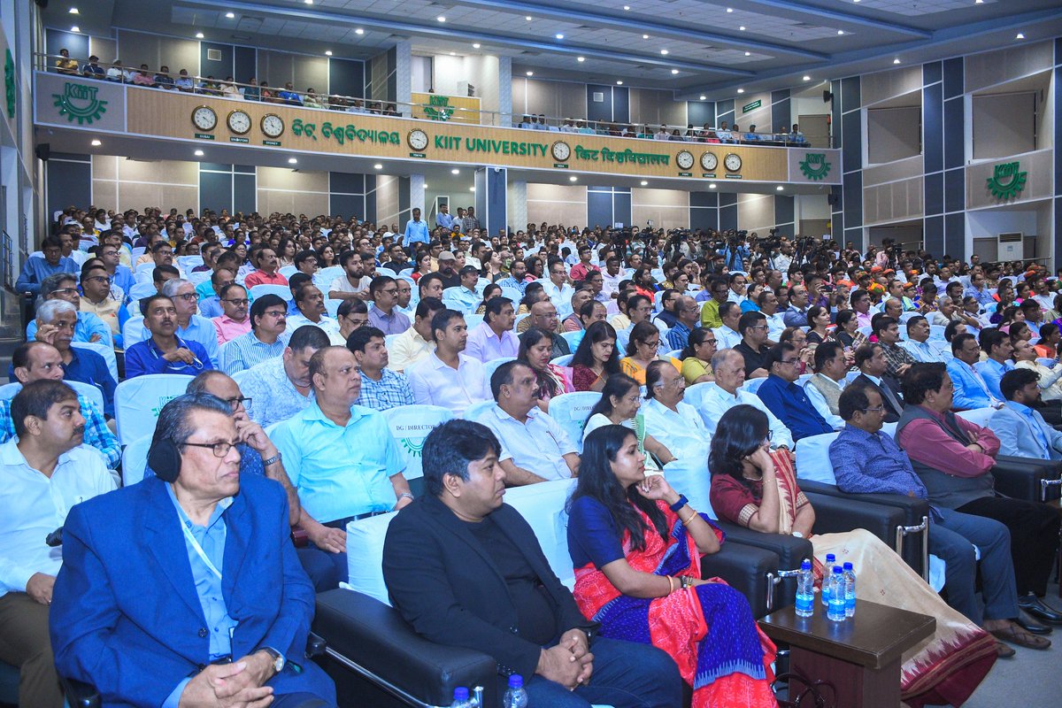 KVSinghDeo1's tweet photo. Honored to be among the distinguished guests at the inauguration of the KIIT School of Public Policy, with the esteemed Shri Om Birla, Honorable Speaker of Lok Sabha, as the Chief Guest. This remarkable collaboration with the United Nations System Staff College and the Indian Council of World Affairs sets a new benchmark in public policy education, research, and advocacy, both in India and beyond. Sharing this moment with notable figures such as Honorable Speaker of Odisha Legislative Assembly Smt Surama Padhy, Minister of Law, Works, and Excise Government of Odisha Shri Prithviraj Harichandan, MP Bhubaneswar Smt Aparajita Sarangi, H.E. Otto Sonnenholzner, former Vice President of Ecuador, Dr. Jafar Javan, Director of UNSSC College, Turin Italy, Padmashree Dr. Chandra Prakash Dwivedi, and others. Together, we're forging the future of public policy. 

@om_birla
@achyuta_samanta 
@suramapadhybjp 
@PrithivirajBJP 
@Aparajitasarang 

#KIITPublicPolicy #Odisha #PublicPolicy #Education #Research #Advocacy #deputycm #Odisha #kanakvardhansinghdeo #mla #patnagarh #bolangir #bjpgovernment