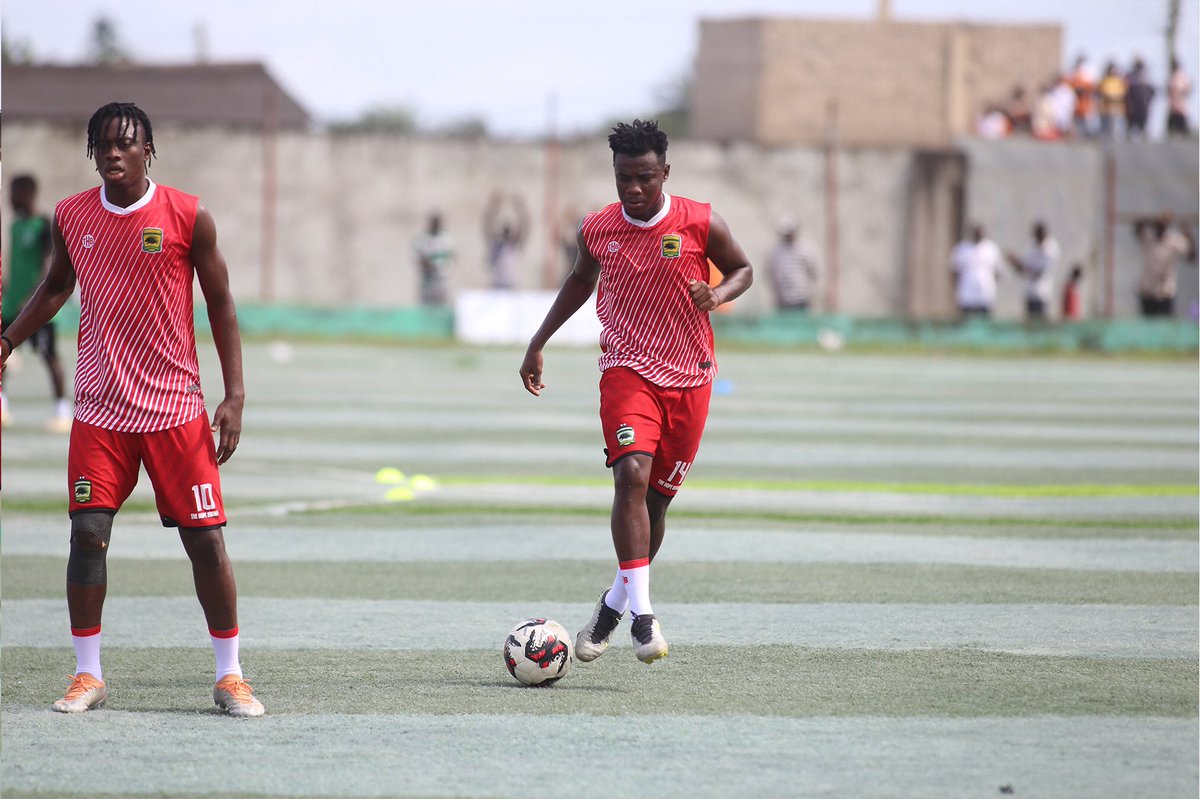 AsanteKotoko_SC's tweet photo. Warm-up time

#BasakeKotoko https://t.co/XZ8eBZeWJw