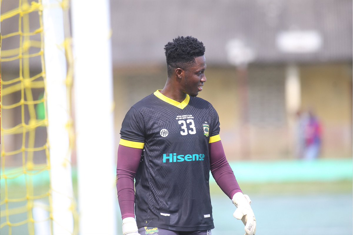 AsanteKotoko_SC's tweet photo. Warm-up time

#BasakeKotoko https://t.co/XZ8eBZeWJw