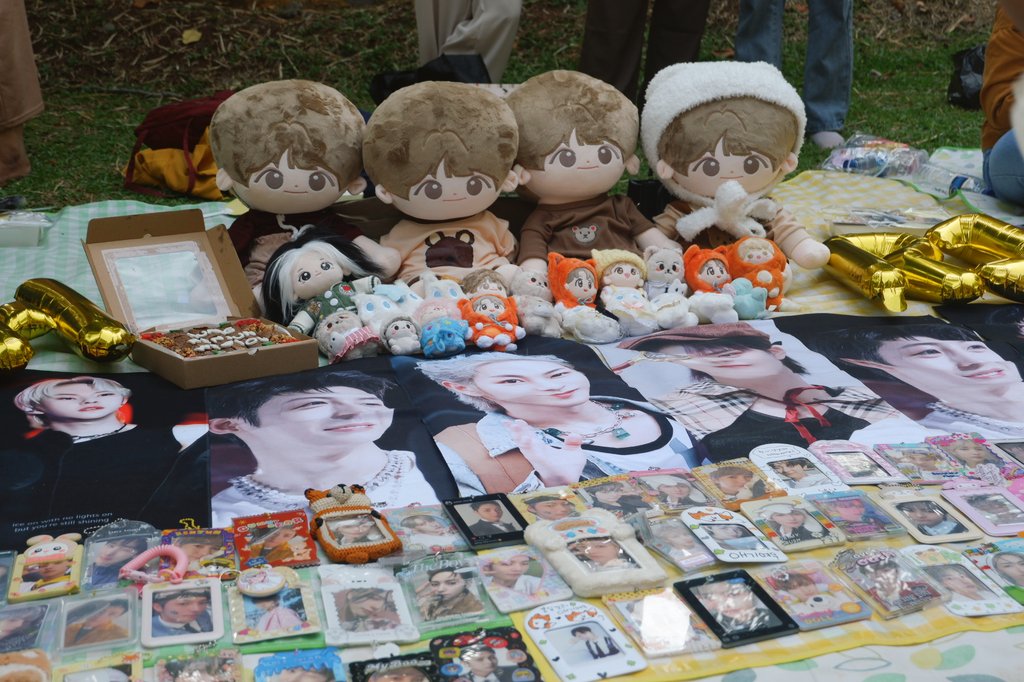 bojohuangrenjun's tweet photo. For the first time join picnic renchinn...
Seseru itu plsssss, tencu banget buat @Ourenchin_ yang udah ngadain event ini ๐ฆ๐ #ourenchin #WelcomeBackRENJUN https://t.co/pkTqas6tqQ