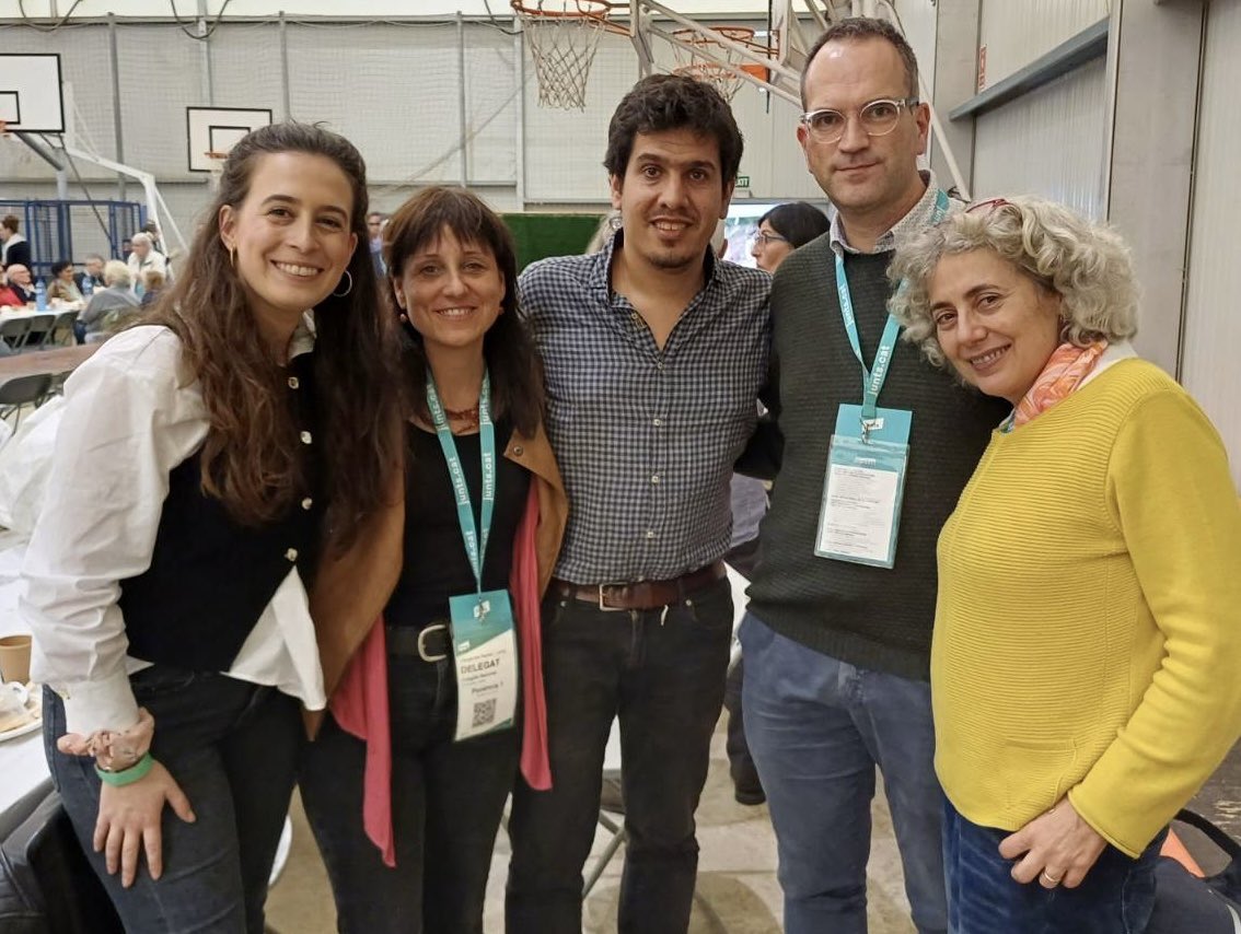 jxcatbru's tweet photo. Els delegats de la Vegueria Exterior amb el responsable de Política Internacional de Junts, Aleix Sarri.
Tornem cap a Brussel·les amb la feina feta! #CongresJunts https://t.co/Ky51uYkSnt