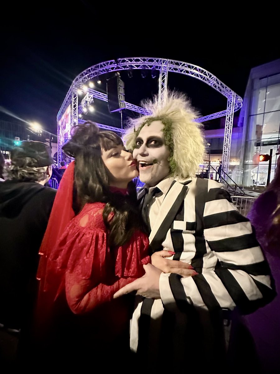 The founders of #theburnieverse had an epic time touching grass at #highball . 
🔥💎❄️👻🎃🧟

<a href="/HighBallCbus/">HighBall Halloween</a> <a href="/iammistercrypto/">Mister Crypto 🎭</a> <a href="/thekrikster27/">Crypto Queen 👸 📈</a>