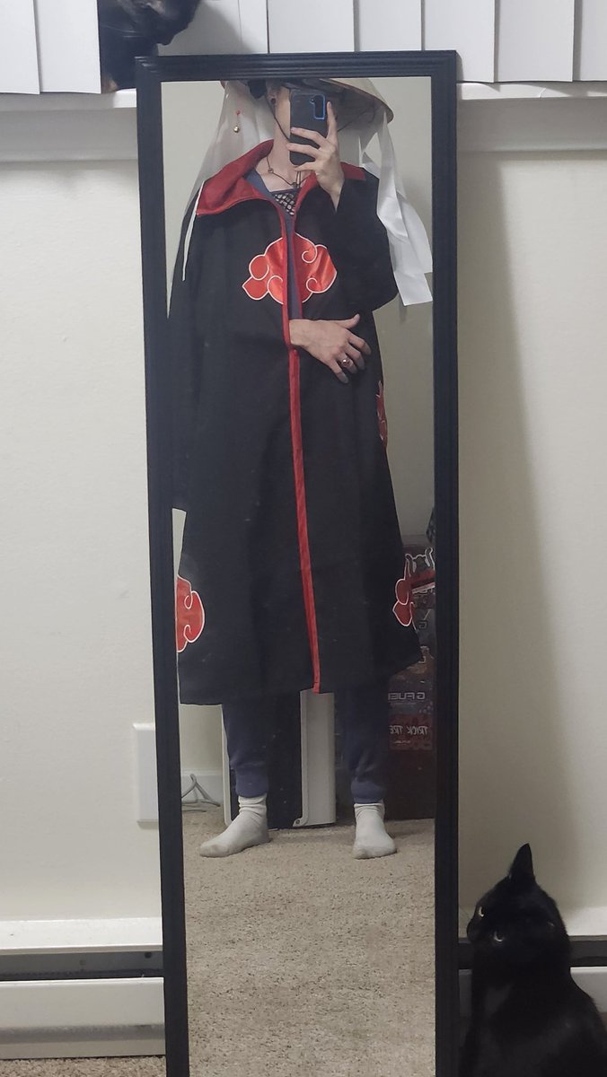 ZuvoraGG's tweet photo. "Time doesn't heal anything, it just teaches us to live with pain" 
I can't wait for Halloween this year.
The itachi fit goes too hard https://t.co/Bl9Cut51F7