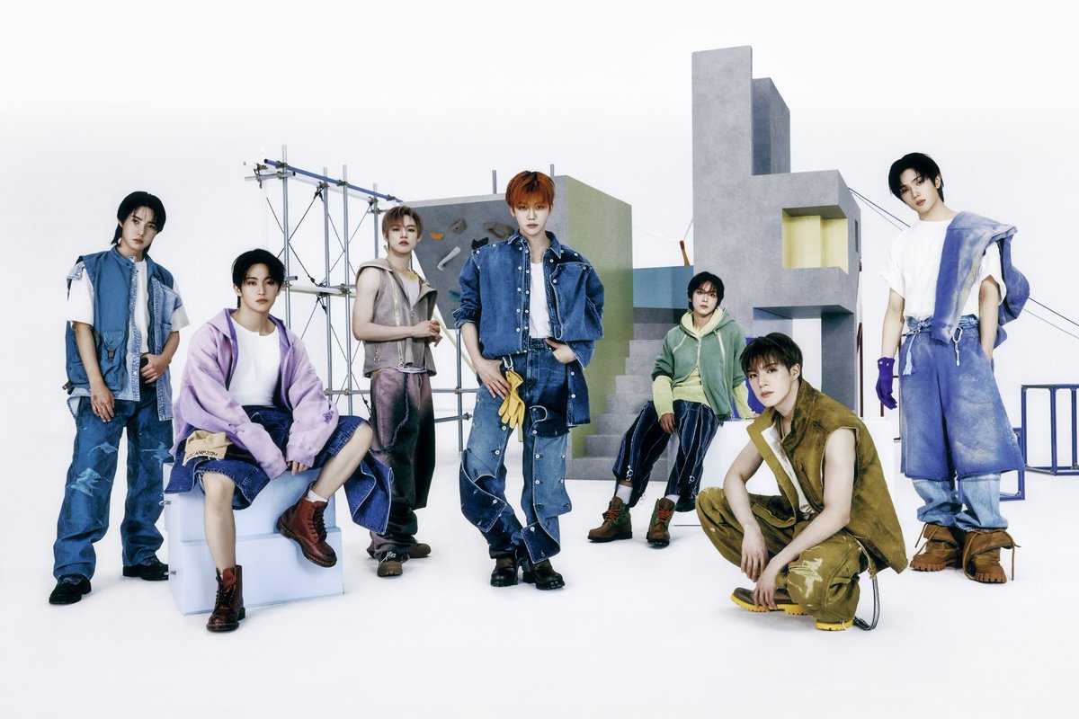 OUR CENTER JAEMIN!!!

JAEMIN CONSTRUCTIVE TEASER 
#JAEMIN_DREAMSCAPE