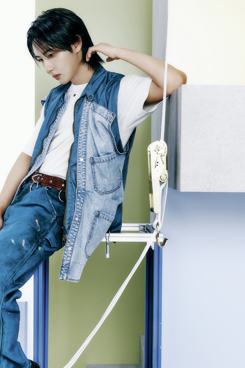 NCTsmtown_DREAM's tweet image. NCT DREAM ‘DREAMSCAPE’ Teaser Image - Constructive #RENJUN

NCT DREAM 【DREAMSCAPE】 
➫ 2024.11.11 6PM (KST)

🔗Access to the New World
nctdream-dreamscape.com 

💿 Pre-order&amp;amp;save&amp;amp;add
NCTDREAM.lnk.to/DREAMSCAPE 

#NCTDREAM #DREAMSCAPE 
#NCTDREAM_DREAMSCAPE