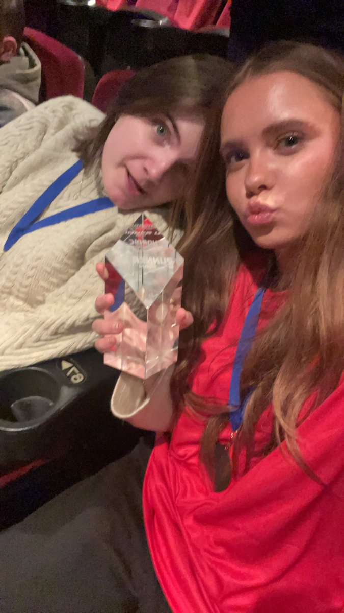 marie💕 tweet media