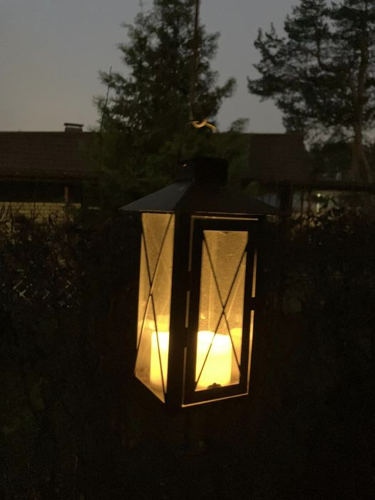 saanakokko's tweet image. Talviaikajuttuja.

Back to #standardtime, #yimby

#talviaika #lappeenranta #rakkaudestakotiin