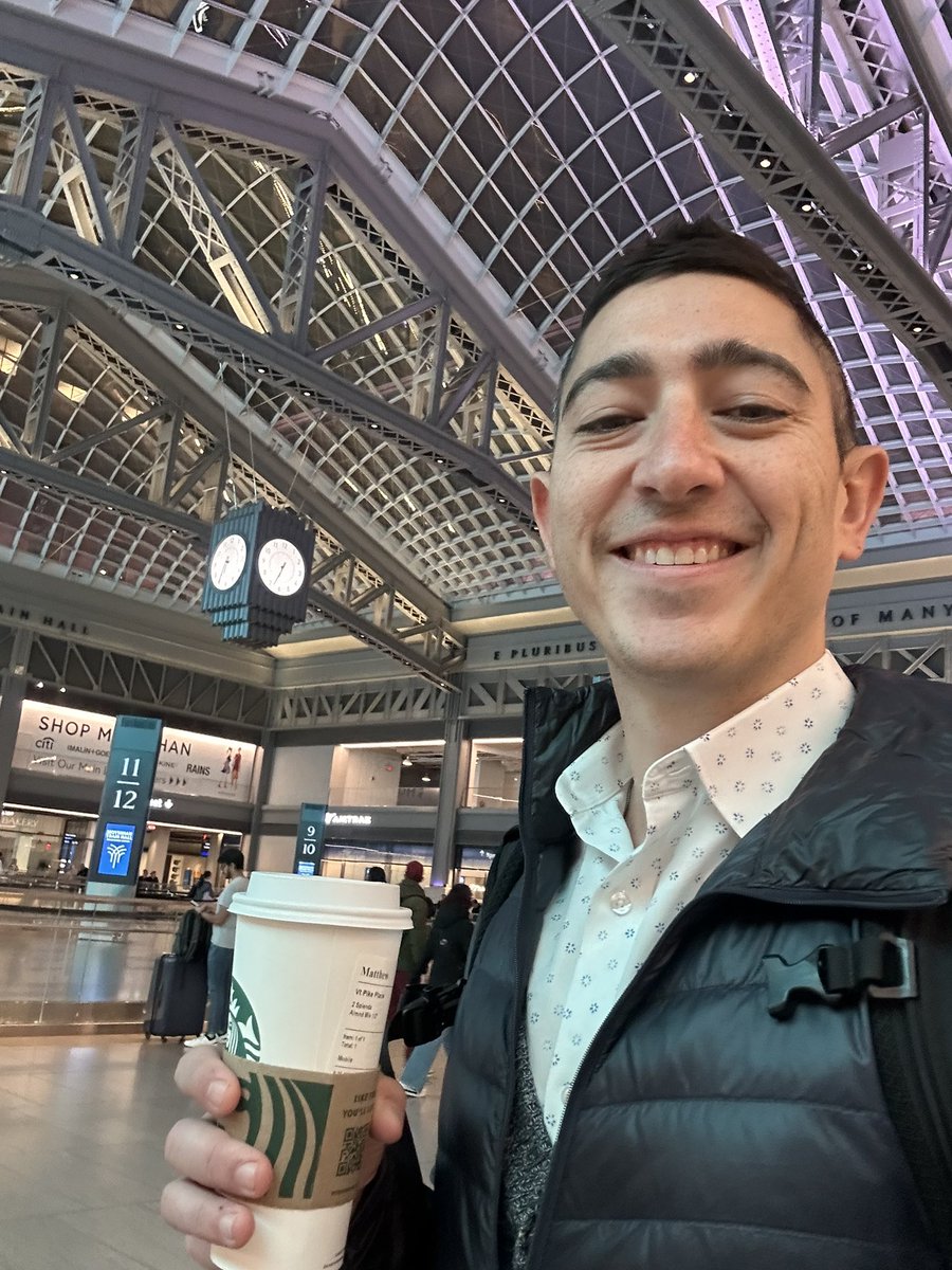 Bright and early but all smiles as we’re off to Philadelphia for #ACG2024 #DEI #DiversityInGI #GITwitter