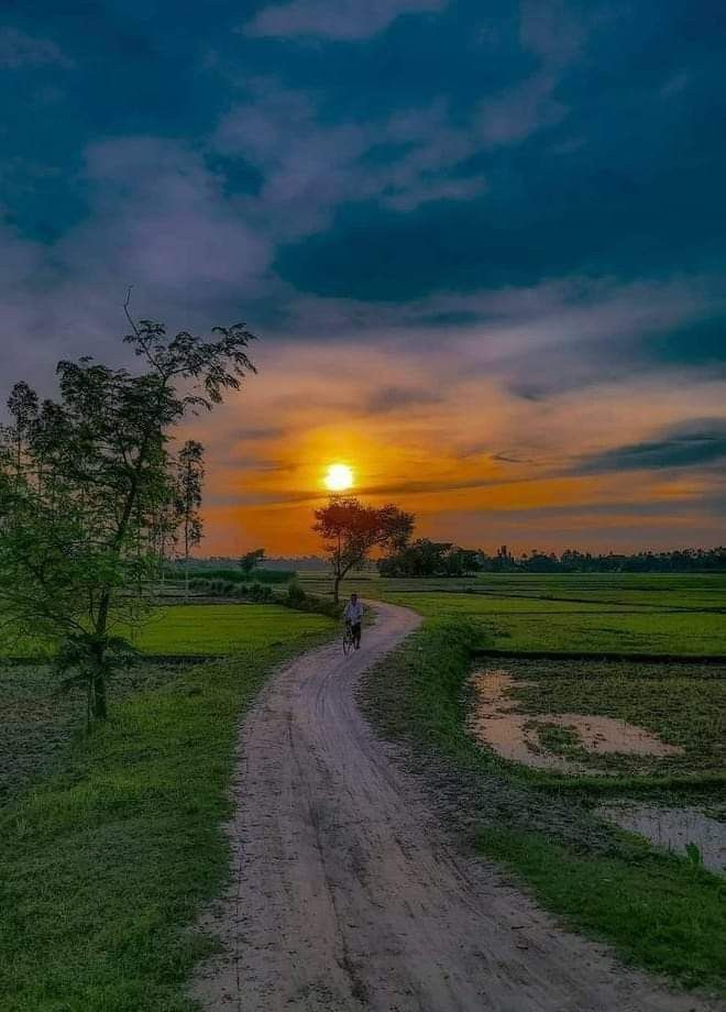 ستاروں سے آگے جہاں اور بھی ہیں💘
💘ابھی عشق کے امتحاں اور بھی ہیں ..