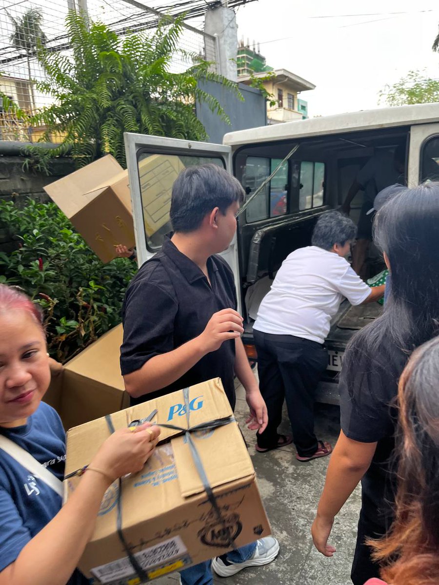 18 Donation Drive tweet media