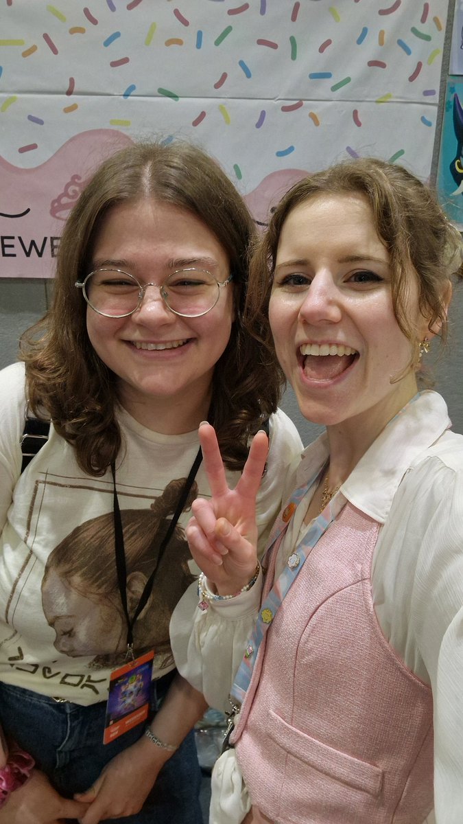 Amber 🍉⭕💫 tweet media