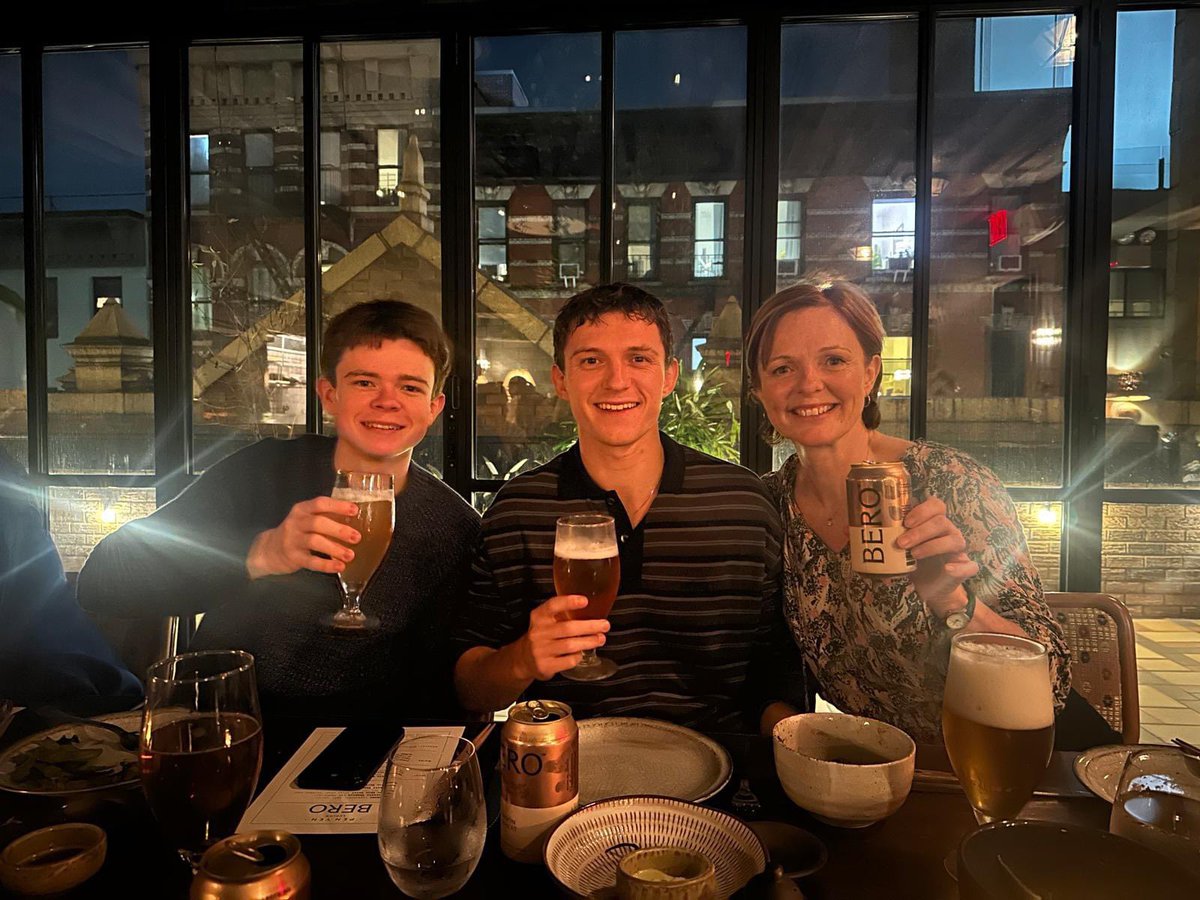 domholland's tweet photo. An exciting week for the Holland family. Today's blog comes from you from NYC - click on the link to take a read.

https://t.co/ZTLswcyvir

#dominicholland #blog #newyork #berobrewing #tomholland #family #takesonlife @berobrewing https://t.co/Bn1xHXMXGn