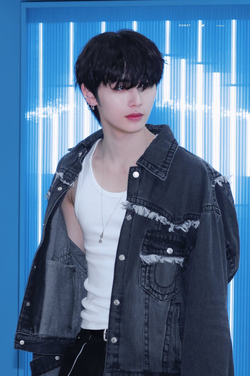 코랫 tweet media