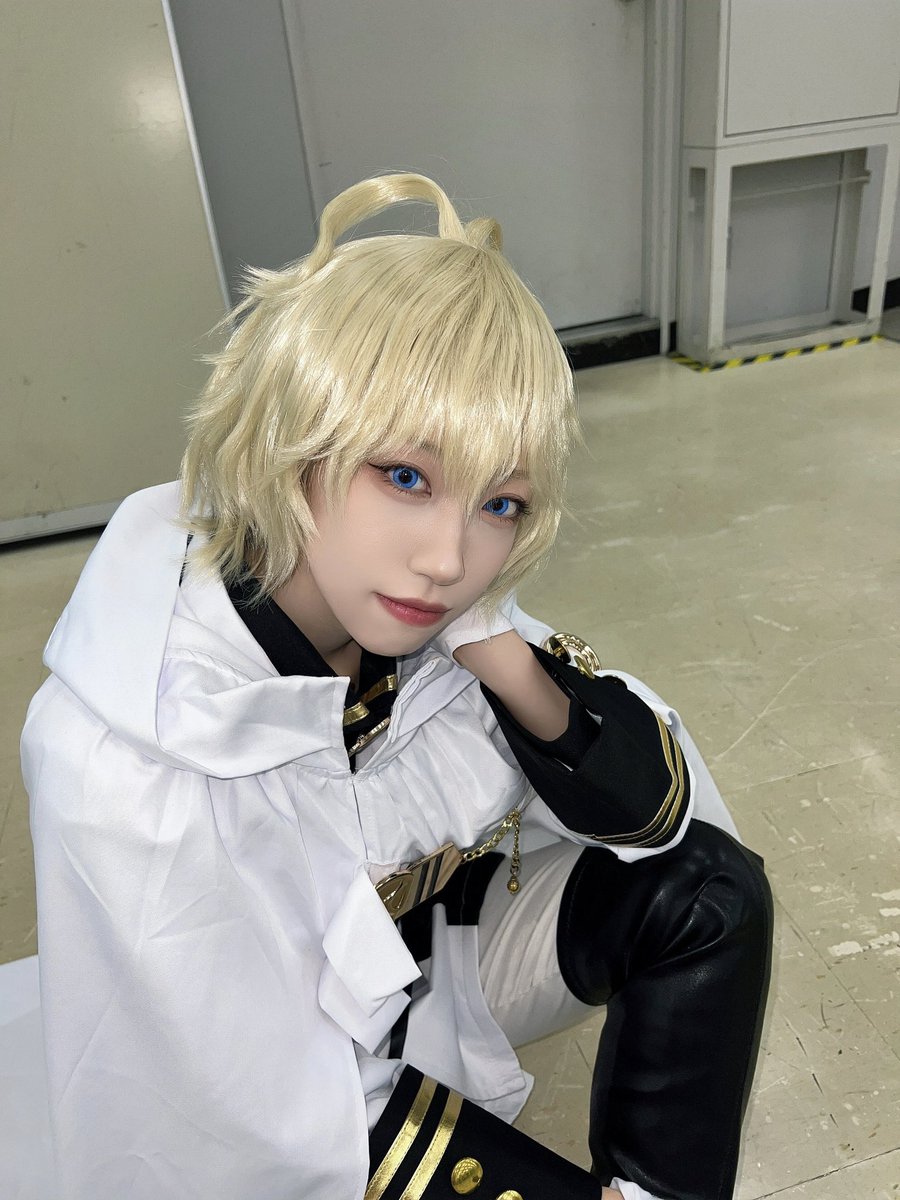 nemuipetit0's tweet image. 優ちゃん目線のミカと優ちゃん以外どうでいいミカの顔👼🏻👿
