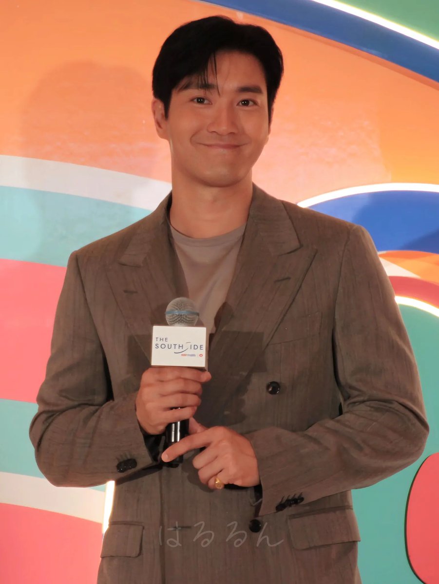 📸 241027 Heart Touching High Touch Event at THE SOUTHSIDE HK

🥰

cr. ayo.landa_
#시원 #SIWON #최시원 #CHOISIWON 
<a href="/siwonchoi/">Siwon Choi</a>
