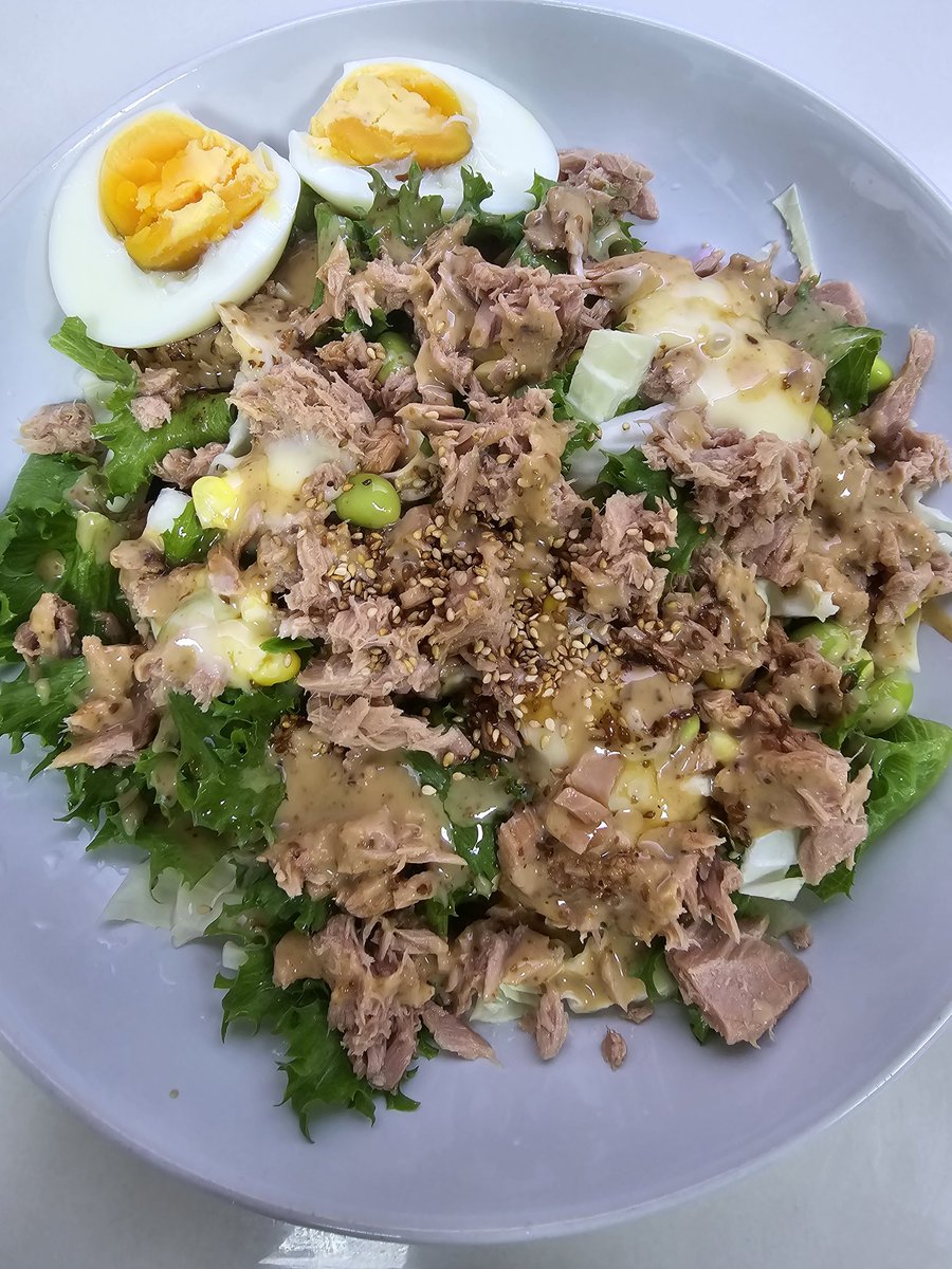 ThanyasornK's tweet image. #มื้อเย็น ค่ะ 🍽😋
ไข่น้ำ
กุ้ง ปลาหมึก ลวก
สลัดปลาทูน่า
#oct27