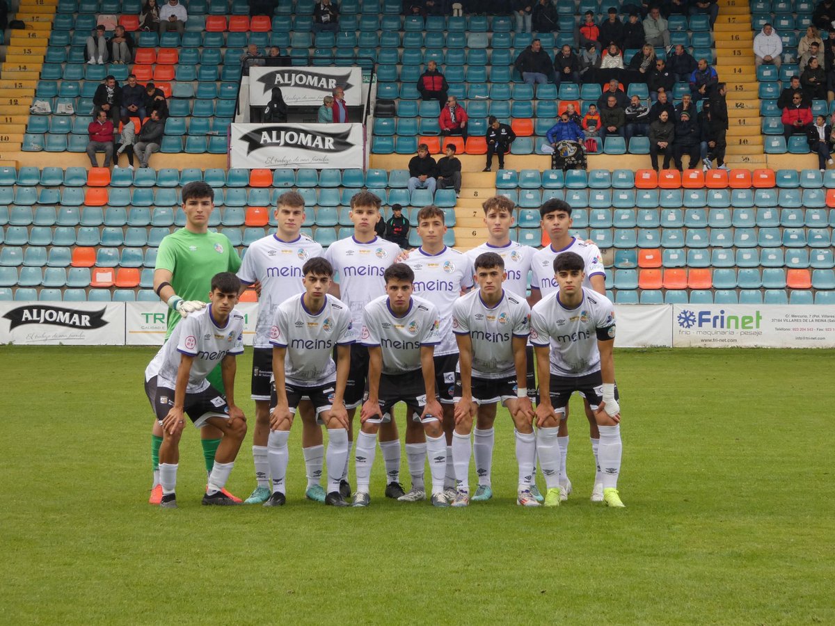 BaseUDS's tweet photo. #UDSJuvA | 1’ | 0-0 

¡𝐂𝐎𝐌𝐈𝐄𝐍𝐙𝐀 𝐄𝐋 𝐏𝐀𝐑𝐓𝐈𝐃𝐎! 🤍 

#CanteraUDS | #ElDespertarDeLaUnión https://t.co/sJHG6JfdIj