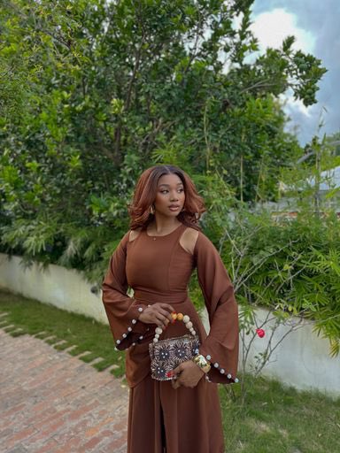 TEMI ADEBAYO tweet media