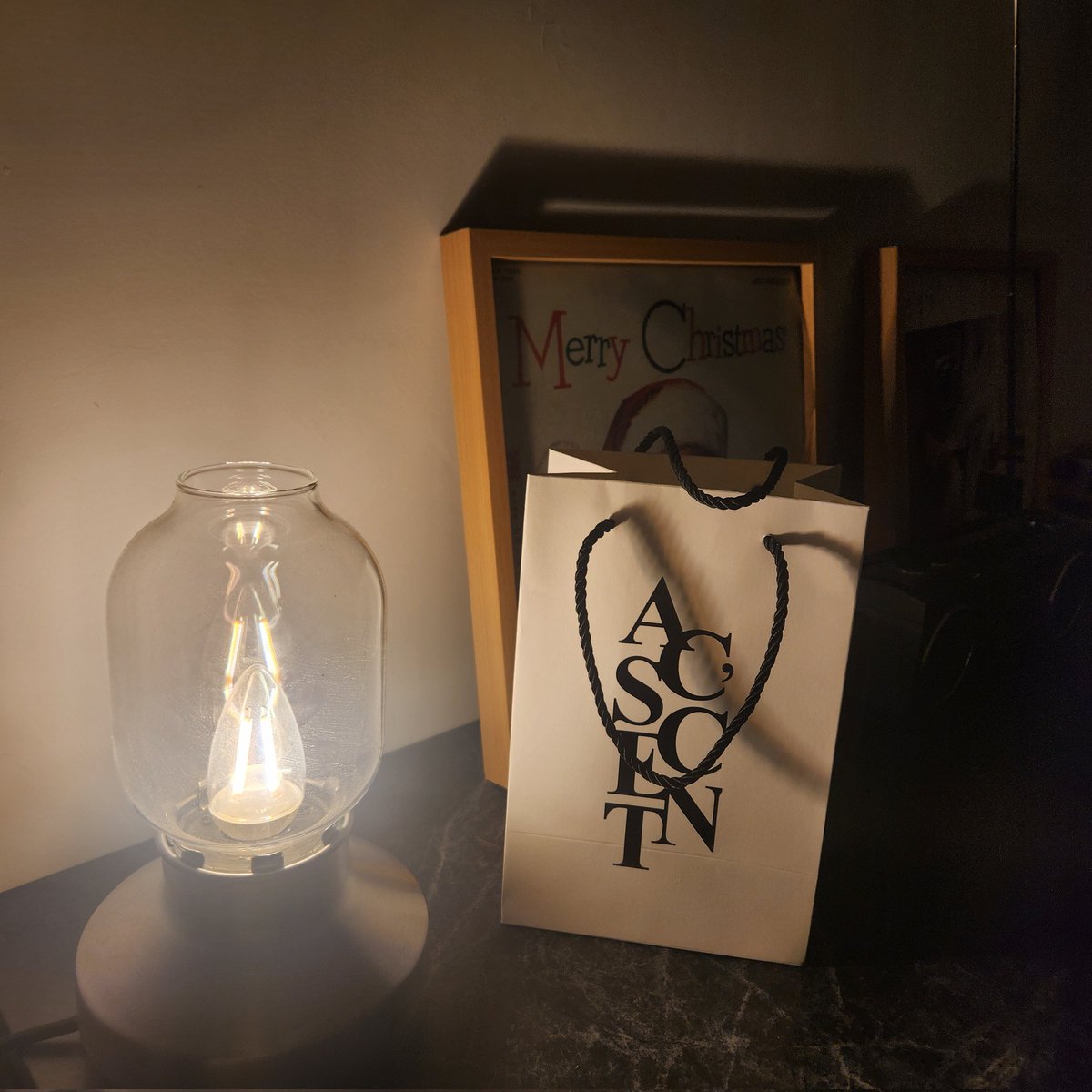 현상에게 tweet media