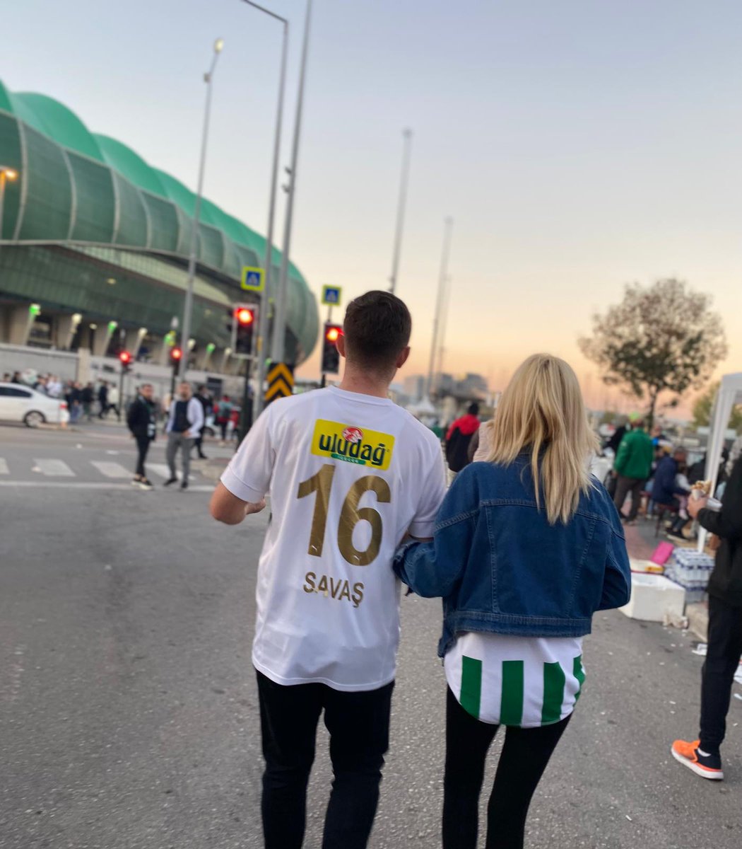 Nişandan sonra hemen sana geldik ŞANLI #Bursaspor um 💚🤍
<a href="/enbiya_topal/">Enbiya Topal</a> <a href="/bursasporluyuz/">Bursasporluyuz.org</a> <a href="/bsmedya/">Bursaspor Medya</a> <a href="/BursasporSk/">Bursaspor</a>