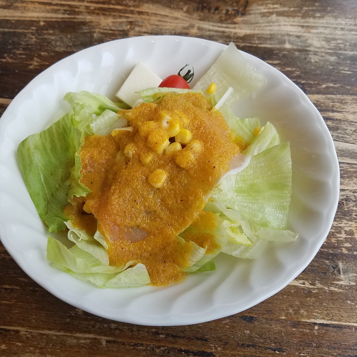 FUJIMARU512's tweet photo. 二日連続で水戸市へ。
京成百貨店で大好きなグルービーで昼食。
チキンとほうれん草のピラフを食べました。バターが効いてて懐かしい味。サラダのチーズみたいな豆腐も大好き。
京成百貨店は楽しい。
#グルービー　#京成百貨店　#Groovy  #水戸市 https://t.co/DAnwaUiFwj