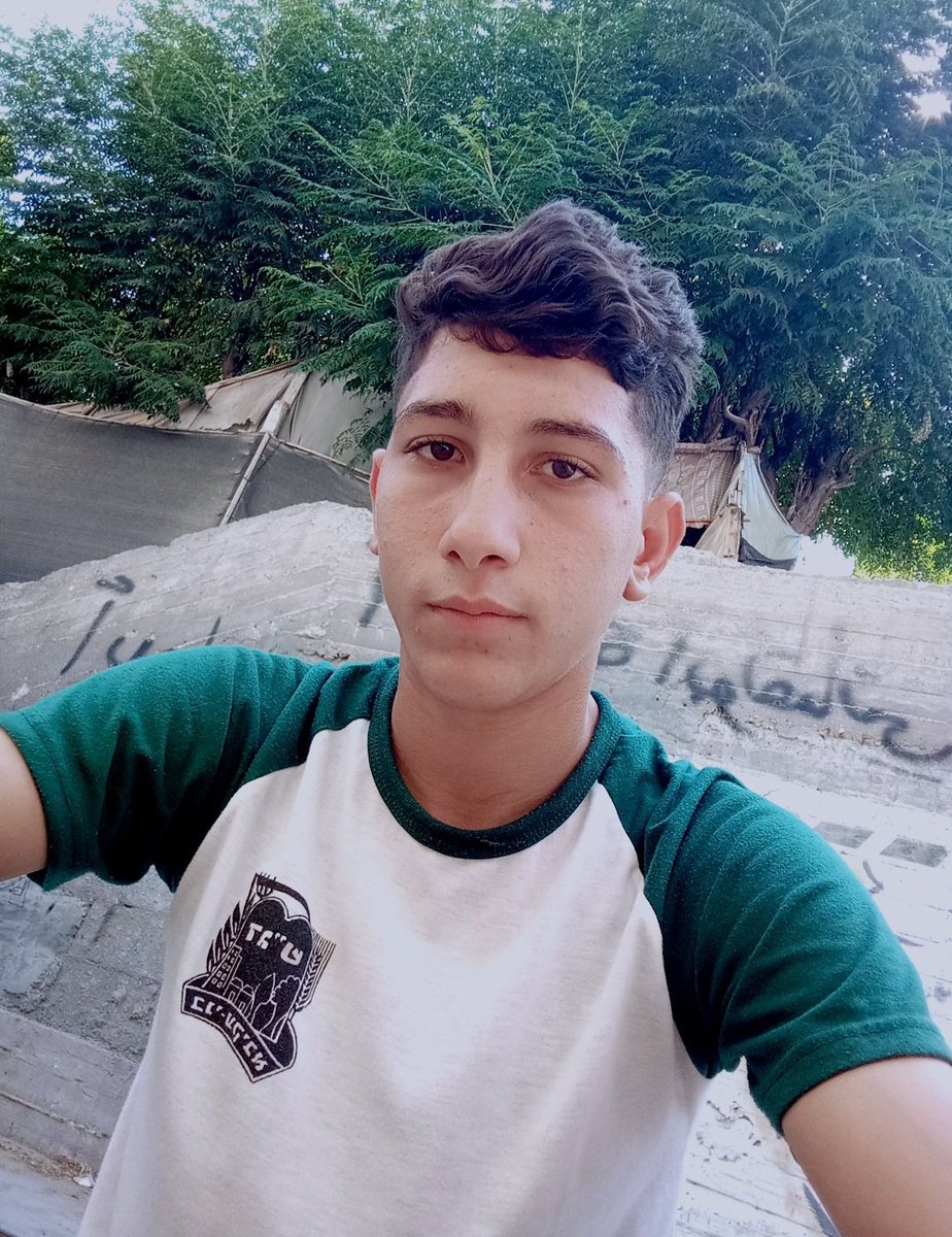 mmdbwhwydy36841's tweet photo. I was released from captivity sick, suffering from chest fractures due to brutal torture. Now, I am alone in southern Gaza, while my family remains in the north. I urgently need your help to afford painkillers and food. You are my hope 🙏❤️‍🩹
@IbnRiad
https://t.co/etDMK9Ih4F https://t.co/ljUKte07K5