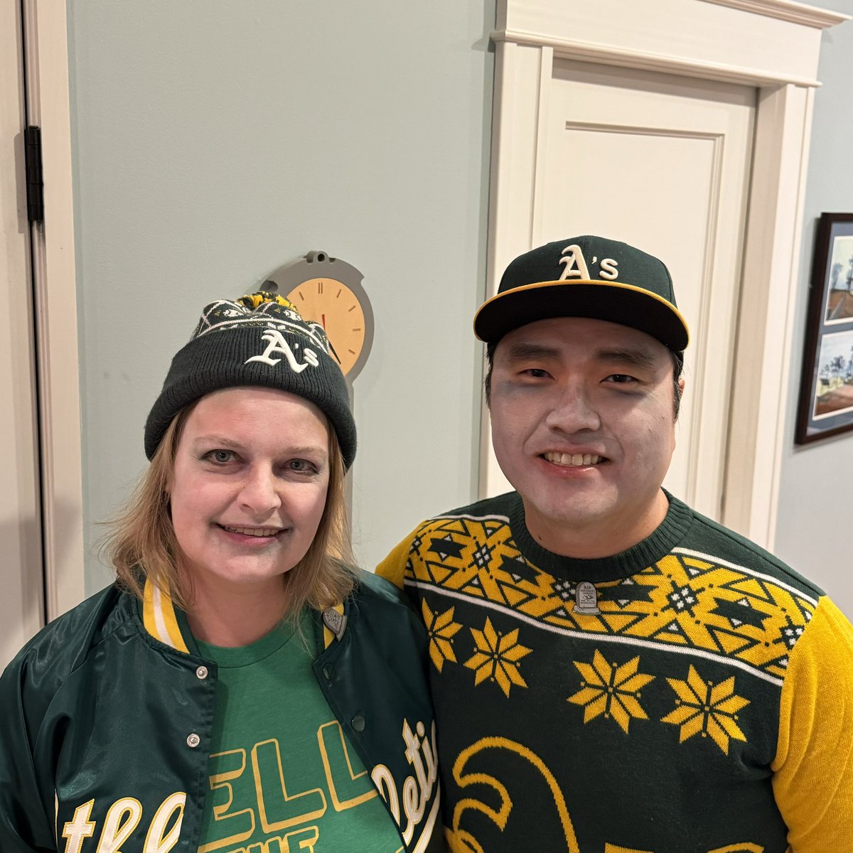 profdavidahn's tweet photo. Our Halloween costumes: zombie Oakland A's fans. Thanks @LastDiveBar for the pins that conveniently explained our costumes. Let's come back from the dead! https://t.co/ShF2Eq0nyB