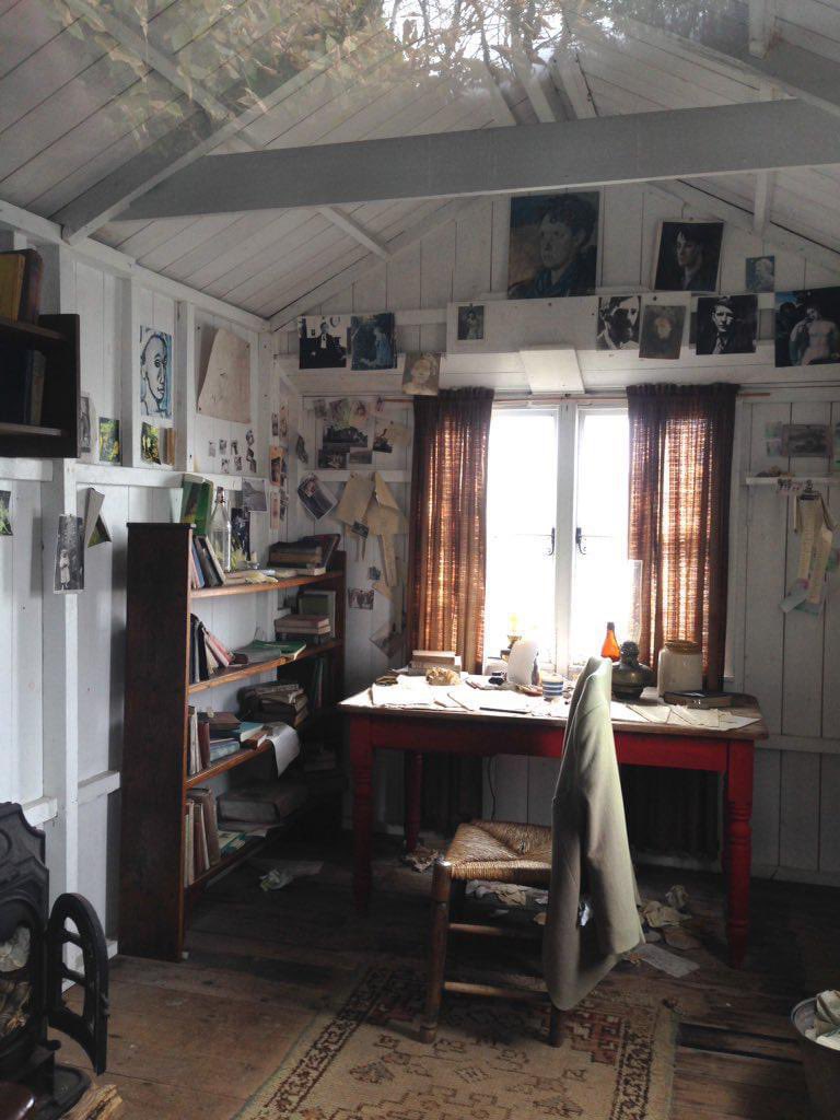 IanCallaway352's tweet image. The Boathouse and Writing Shed at #Laugharne. Home to #DylanThomas. Born today. 1914. Death shall have no dominion.
