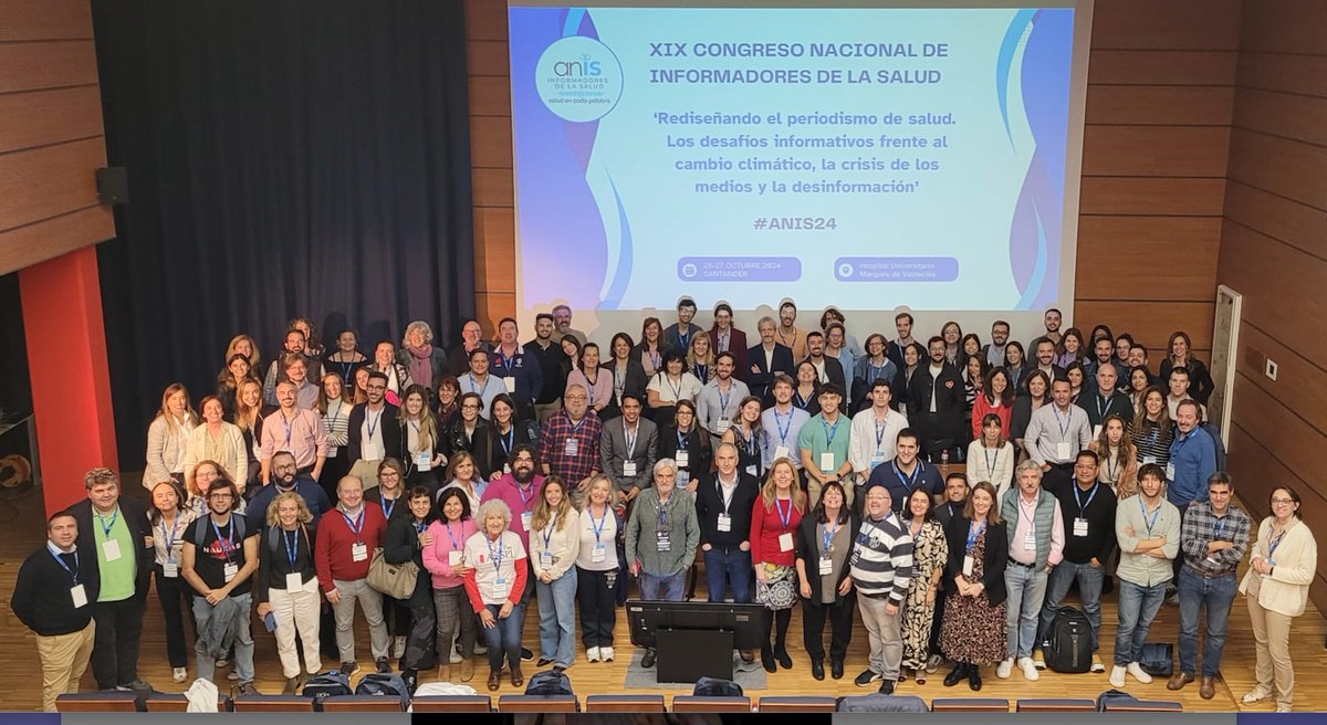 anisalud's tweet photo. #ANIS24 |Foto de Familia
¡Gracias a todos los que lo habéis hecho posible!
😍#Congresistas 
😍#Ponentes
😍#Patrocinadores
😍Delegación #Cantabria 
😍Hospital Valdecilla @HUnivValdecilla 
😍Ayto. de Santander @ayto_santander 
😍 Equipo Comunicación @WictoriaconW 
😍Junta Directiva https://t.co/xN1WV2HlQK