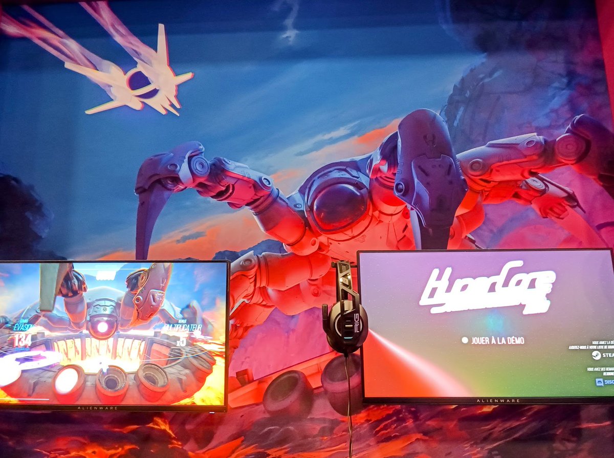 Du "Rythm Bullet Hell" avec Hypercore du studio <a href="/gameinaframe/">Gameinaframe - Wishlist HyperCore on Steam !</a> à la #PGW2024. 
Sacré mélange à garder au chaud dans sa wishlist pour 2025 et une démo jouable si on a pas eu l'occase de le découvrir sur le stand🙂
tinyurl.com/2y27eqdl