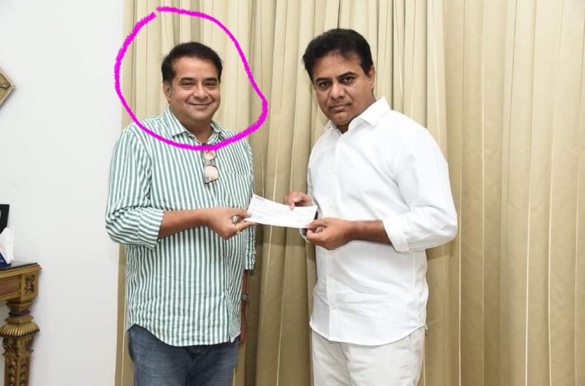 a_veerraj's tweet photo. @TeluguScribe జన్వాడ ఫార్మ్ హౌస్ లో కొకైన్ టెస్ట్ లో పాజిటివ్ వచ్చిన విజయ్ మద్దూరి... #WhereIsKTR https://t.co/eHSBo7gY7q