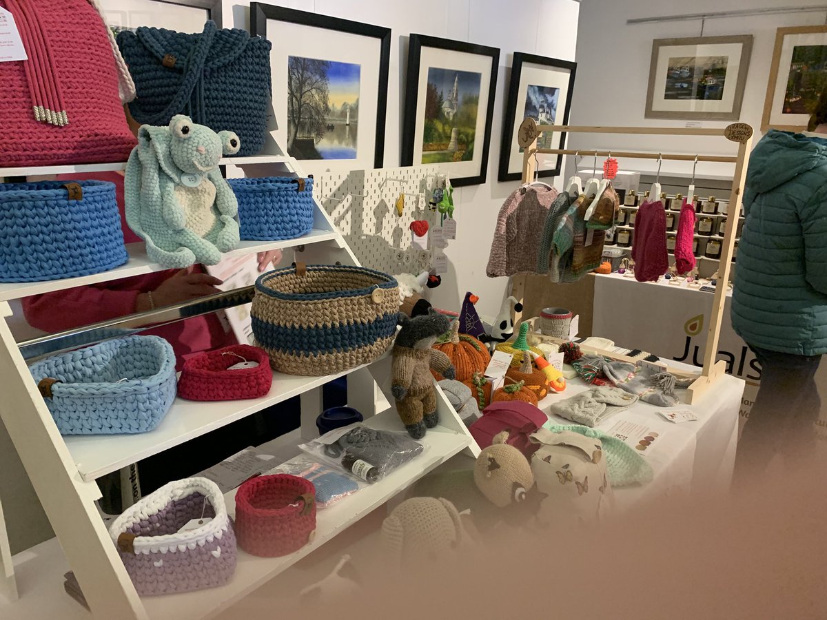 Huge range of quality art and crafts on offer today at Penarth Pier Pavilion. Open till 4 it’s worth popping in. Gorgeous weather for a walk and a cuppa at the cafe.