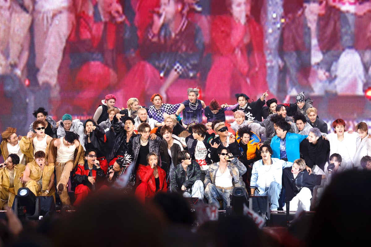 modelpress's tweet photo. EXILE TRIBE“史上最多”12組84人集結
5個の発表・懐かし映像コラボも⚡

🔻写真・記事詳細はこちら
https://t.co/3tTscOTs0j

TAKAHIRO💬
「メンバーと切磋琢磨しながらここまでやって来ました。今日、皆さんの笑顔と声援でようやくこのライブが完成した気がします」

#LDHEXPO2024 @ldhliveexpo https://t.co/JQ8NxBem5u
