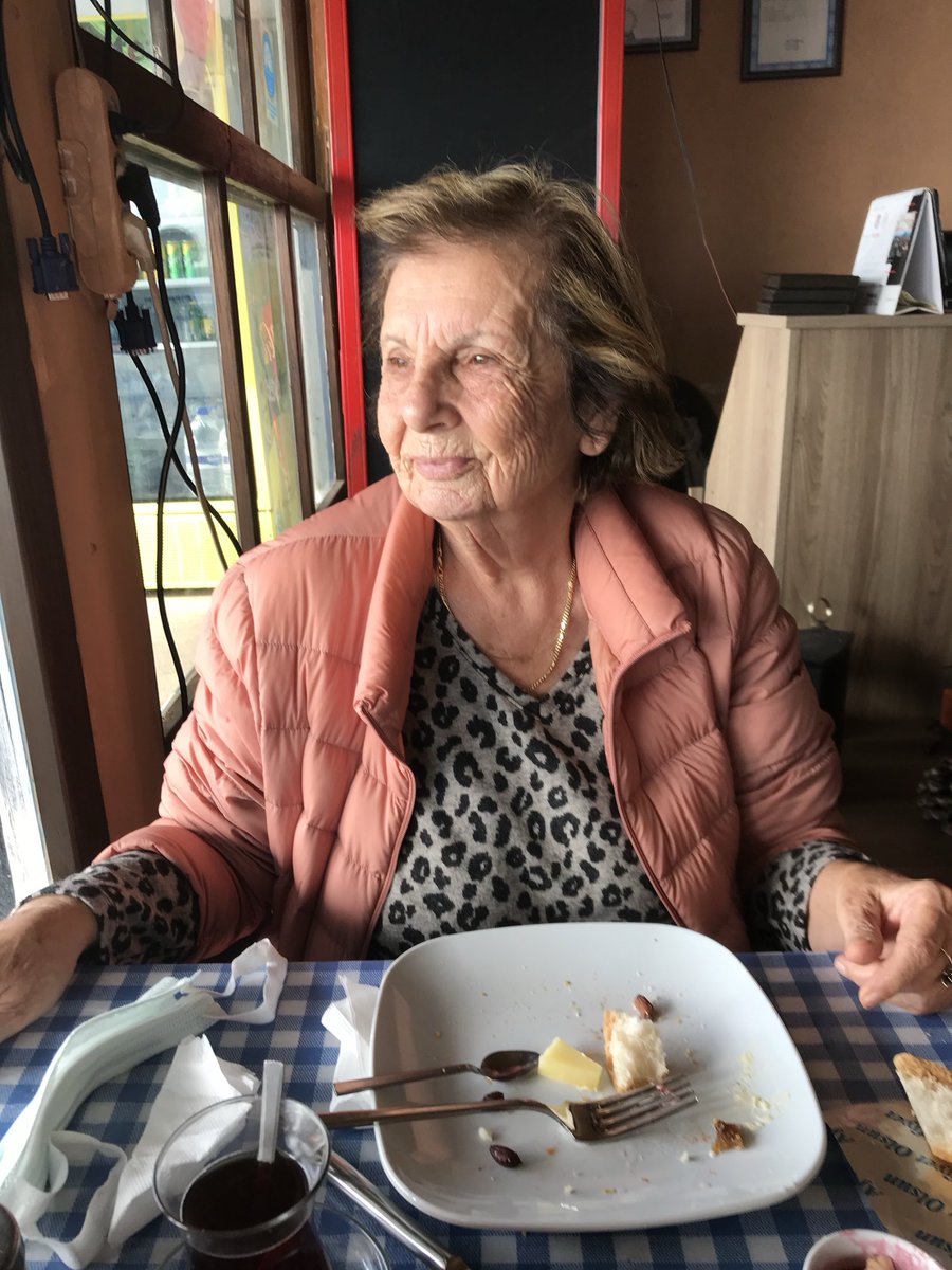 Ayşenur Arslan tweet media