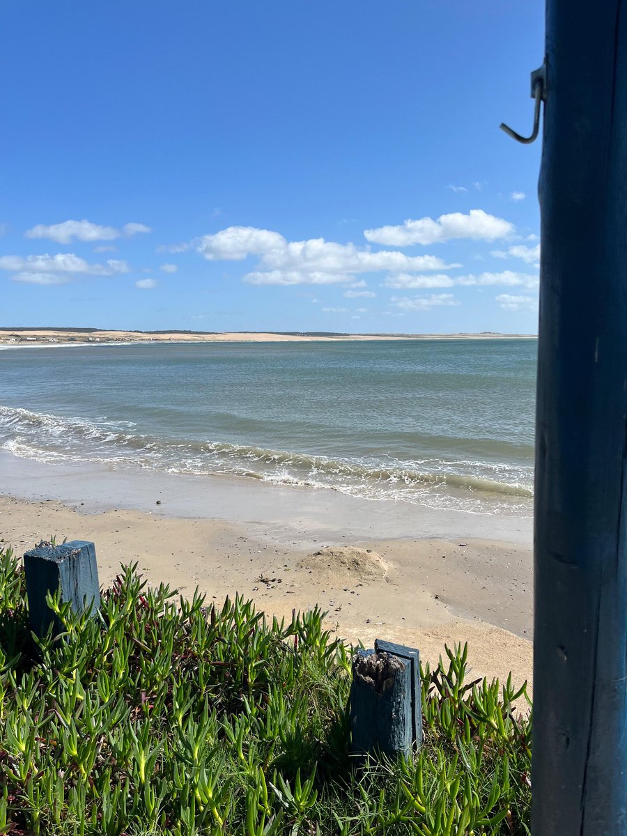 Hermoso amanecer así! Buen domingo gente!