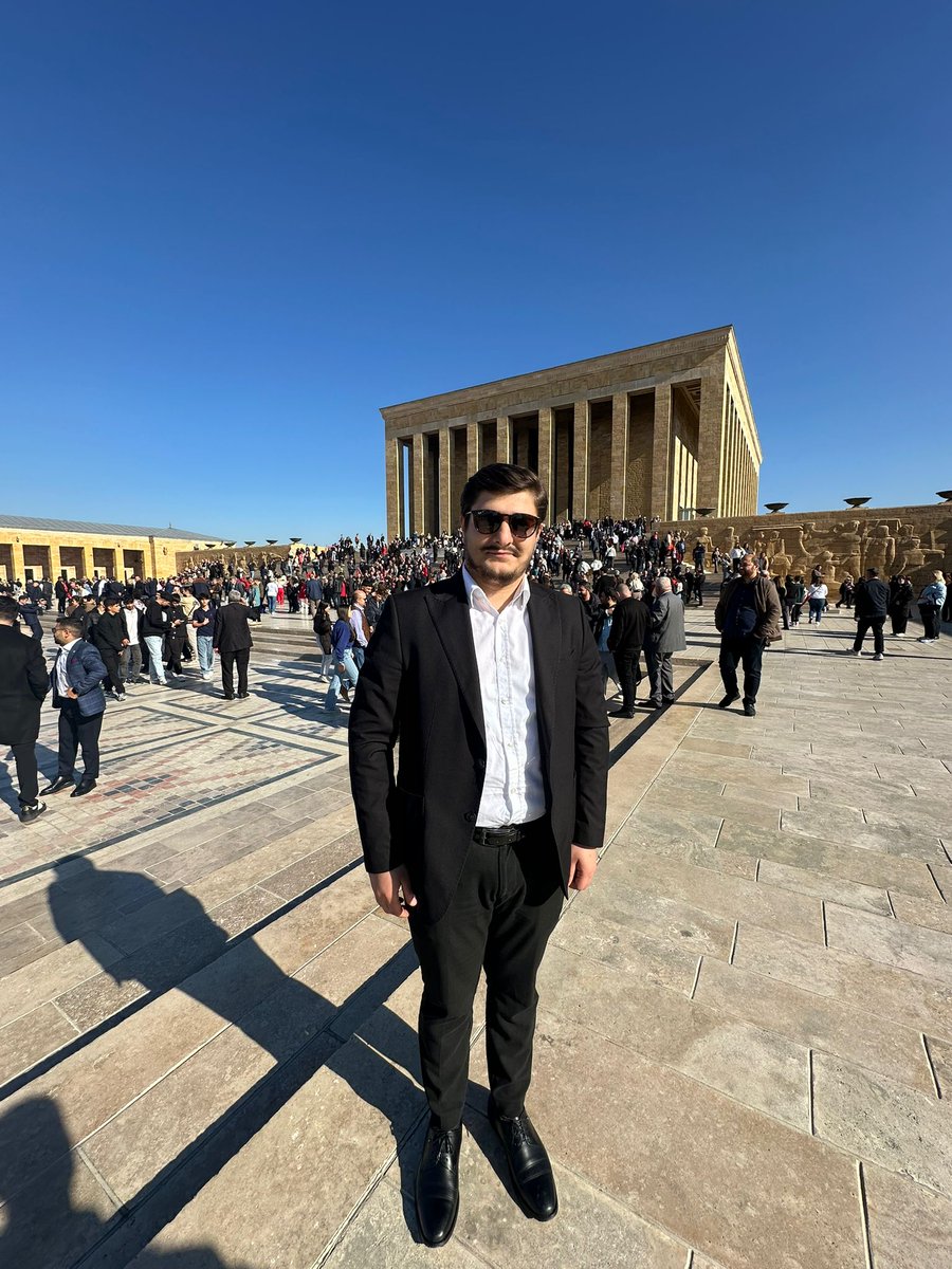 emreeaydinn12's tweet photo. Ne mutlu Türküm Diyene🇹🇷 https://t.co/8koXxJ55CH