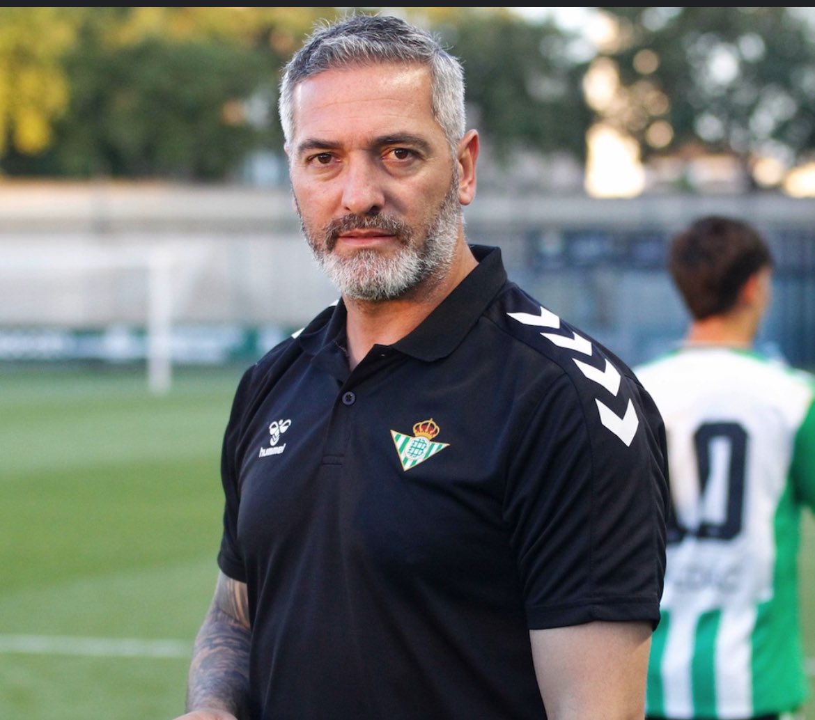 JMGodoy8's tweet photo. @novoinvicto11 Lo que queremos esos Béticos. https://t.co/nr1aa5JUBe